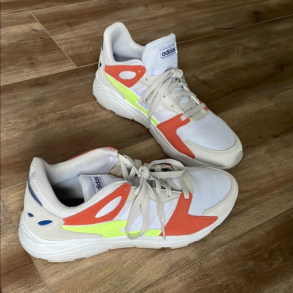 Adidas Men’s Mid Sneakers